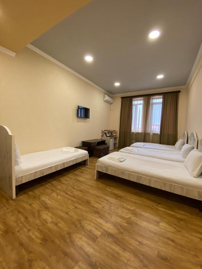 H Resort Hotel Vagharshapat Armenia Εξωτερικό φωτογραφία