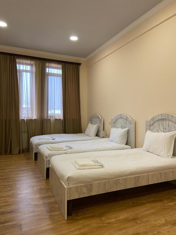 H Resort Hotel Vagharshapat Armenia Εξωτερικό φωτογραφία