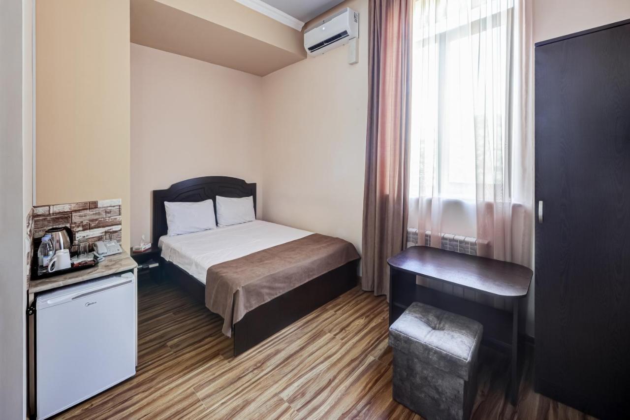 H Resort Hotel Vagharshapat Armenia Εξωτερικό φωτογραφία