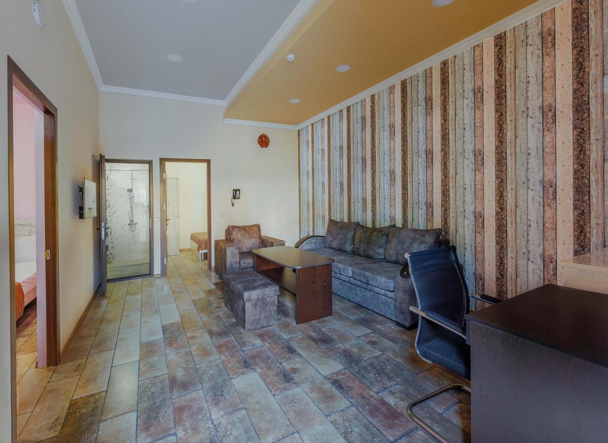 H Resort Hotel Vagharshapat Armenia Εξωτερικό φωτογραφία